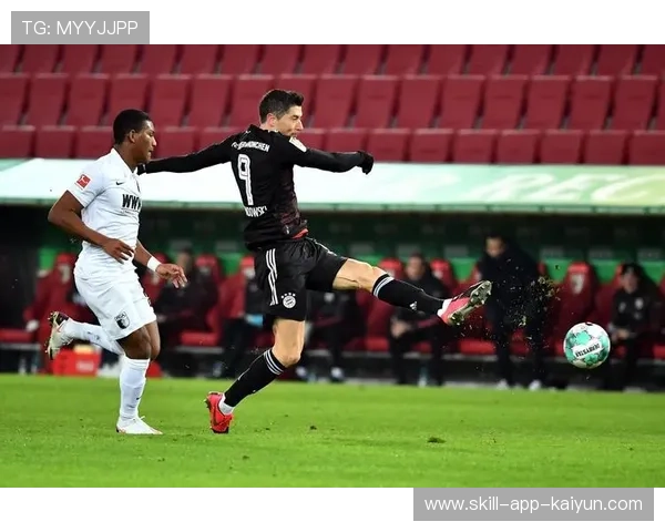 莱万刷新德甲纪录，成为历史第一射手，莱万的德甲纪录